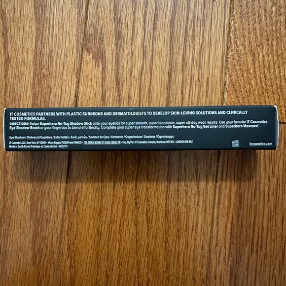 It Cosmetics Eyeshadow stick in Mighty Mauve - Picture 2 of 2